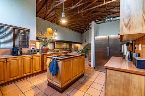 Ulwazi Rock Lodge